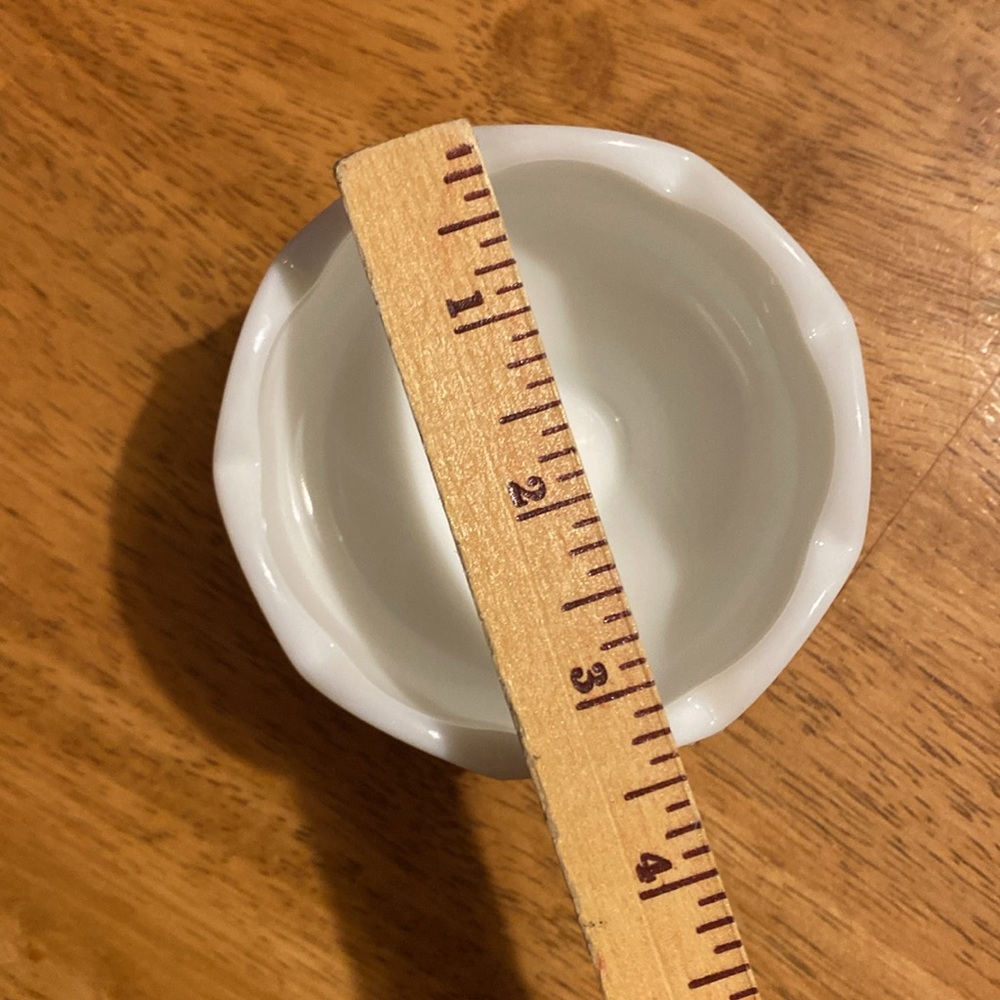 Vintage Westmoreland Milk Glass Bowl - Picture 5 of 6